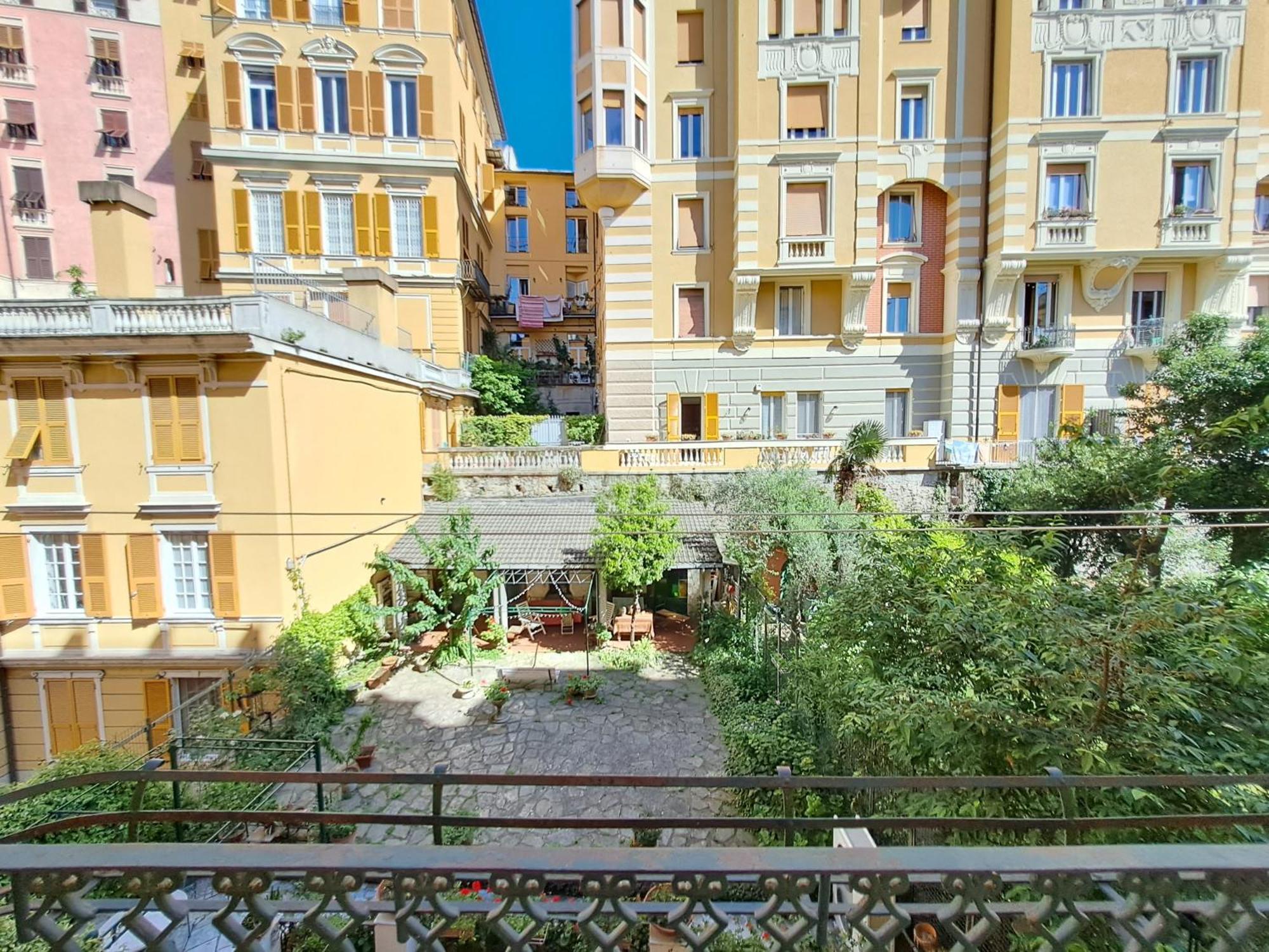 L'Alcova B&B, A Due Passi Dal Centro Genoa Ngoại thất bức ảnh